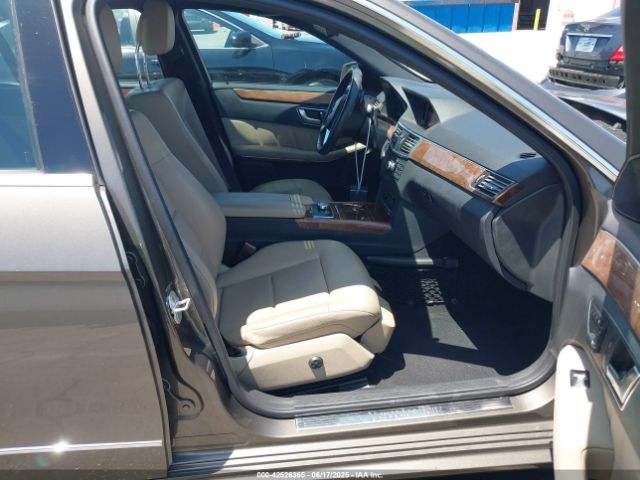 2013 MERCEDES-BENZ E 350 WDDHF5KB3DA767988 Photo 4