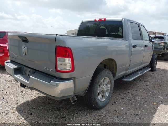 3C6UR5DL8RG343566 RAM 2500