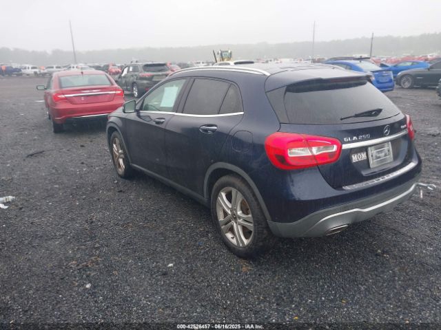 2018 MERCEDES-BENZ GLA 250 WDCTG4GB6JJ447378 Photo 2
