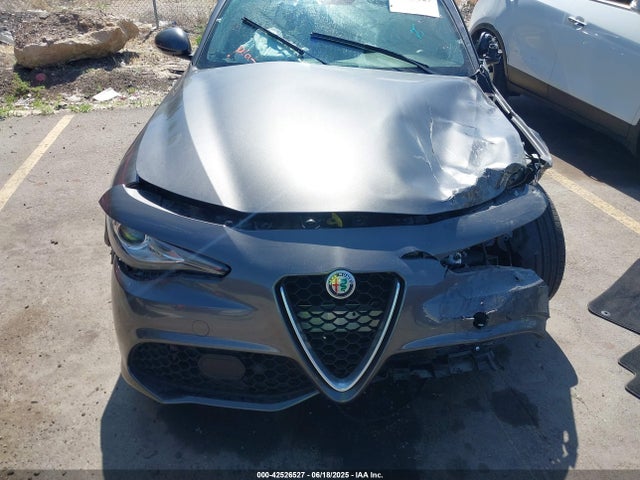 ZARFAEEN5H7529025 Alfa Romeo giulia (952)
