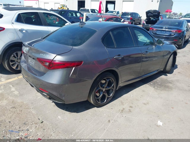 ZARFAEEN5H7529025 Alfa Romeo giulia (952)