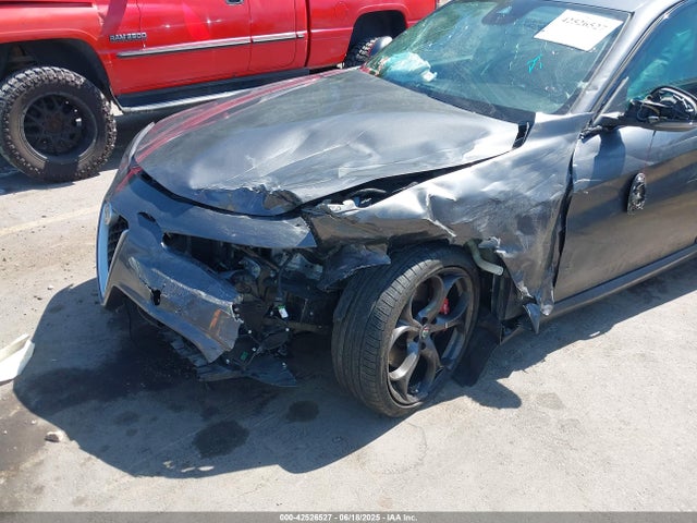 ZARFAEEN5H7529025 Alfa Romeo giulia (952)