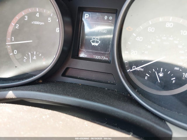 5XYZTDLB4HG438951 Hyundai Santa Fe Sport 2.4l