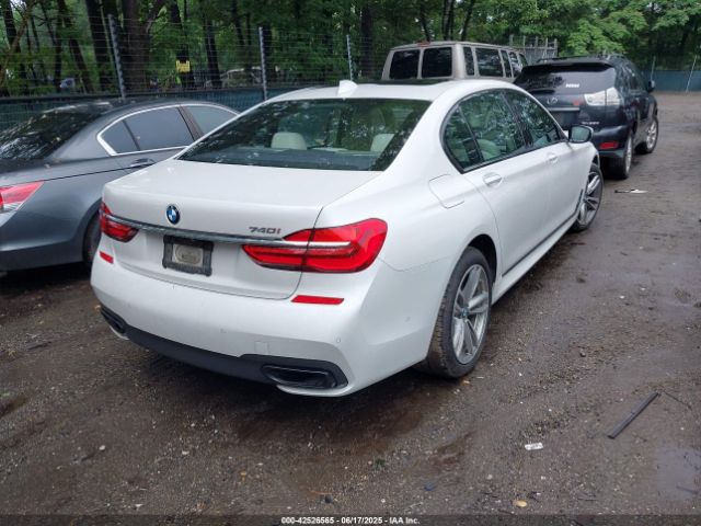 WBA7E2C58HG740141 BMW 740I