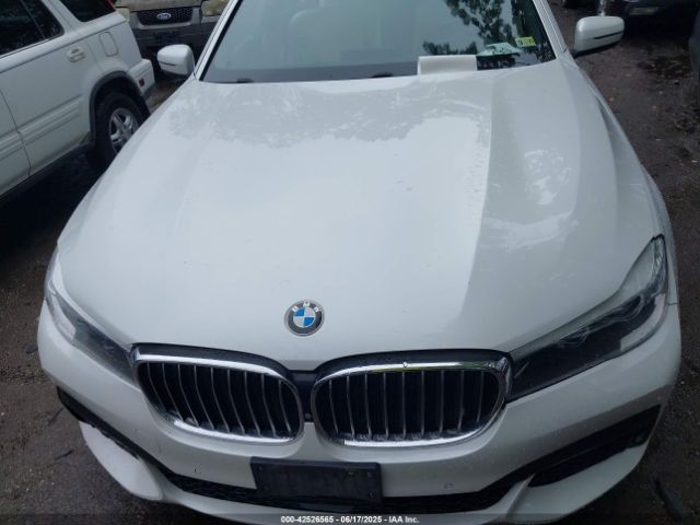 WBA7E2C58HG740141 BMW 740I