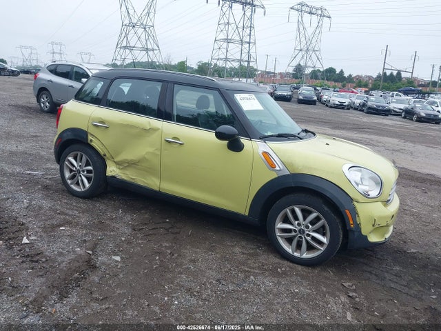 2011 MINI COOPER COUNTRYMAN WMWZB3C50BWM29324 Photo 0