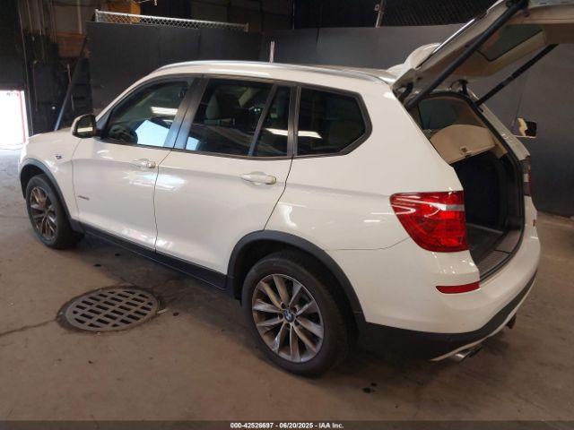 2016 BMW X3 5UXWX9C53G0D64491 Photo 2