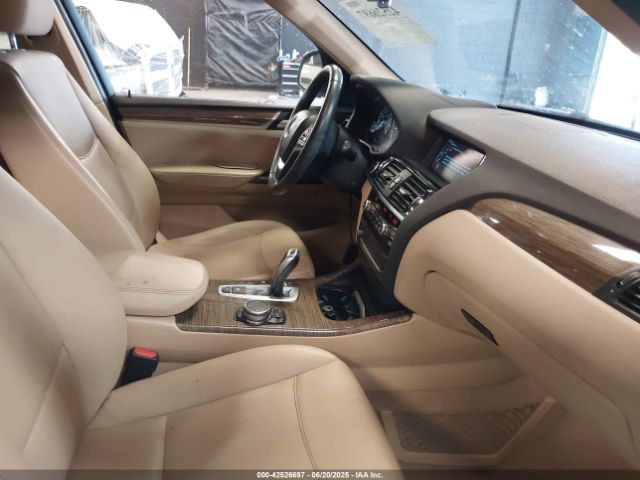 2016 BMW X3 5UXWX9C53G0D64491 Photo 4