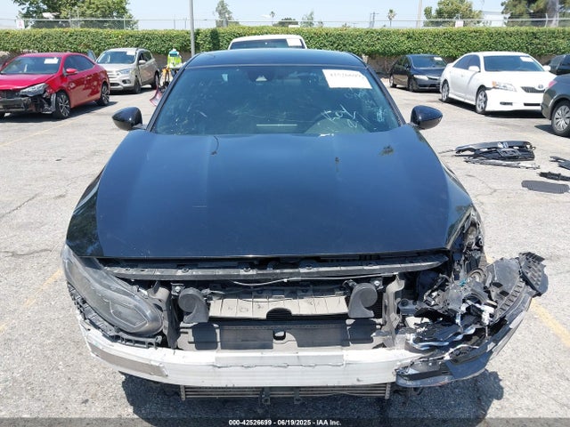 1HGCV1F34JA039239 Honda Accord Sport