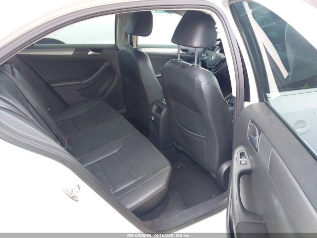 3VWLA7AJ9FM247627 Volkswagen Jetta 2.0l Tdi Se