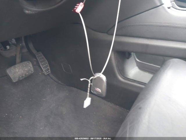 2017 CADILLAC XT5 1GYKNDRS8HZ256703 Photo 10