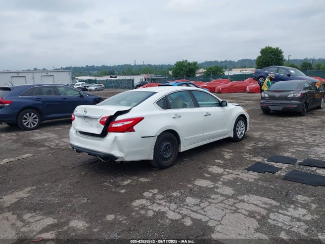 2016 NISSAN ALTIMA 1N4AL3AP8GN361875 Photo 3