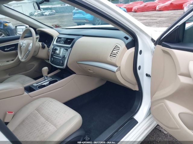 2016 NISSAN ALTIMA 1N4AL3AP8GN361875 Photo 4