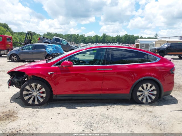 5YJXCDE41LF237160 Tesla 2020