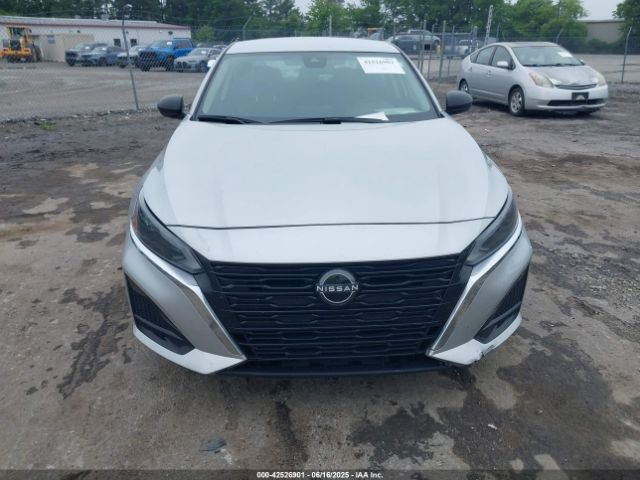 1N4BL4DV4RN338570 Nissan Altima Sv Fwd