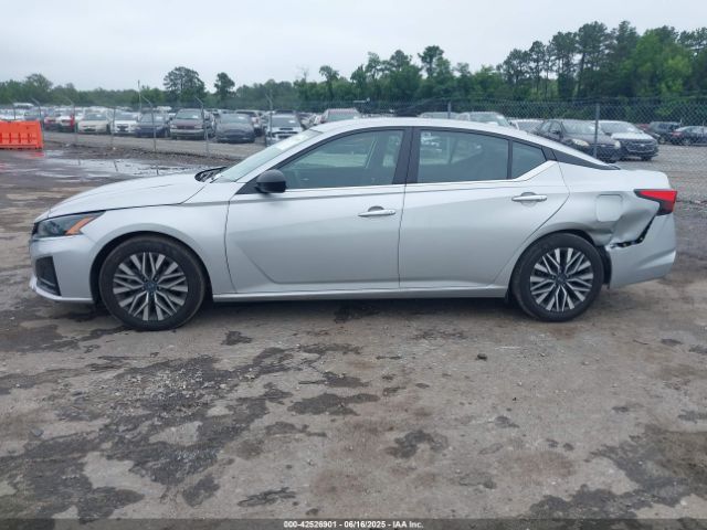 1N4BL4DV4RN338570 Nissan Altima Sv Fwd