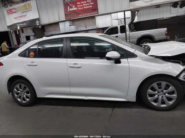 5YFEPMAE1NP326017 Toyota 2zr-fae