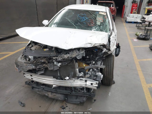 5YFEPMAE1NP326017 Toyota 2zr-fae