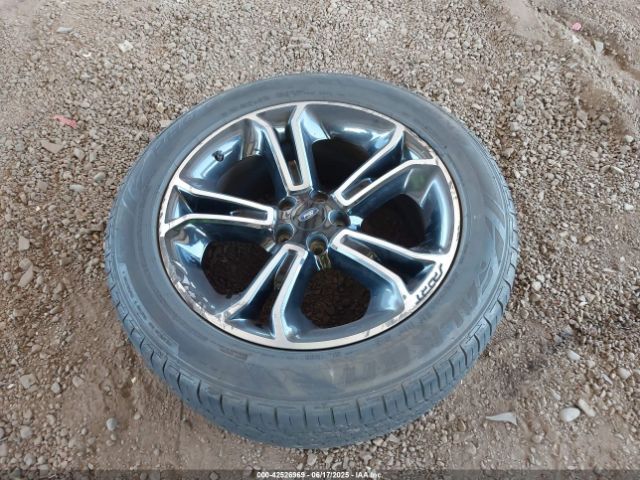 1FM5K8GTXEGB29212 Ford Explorer