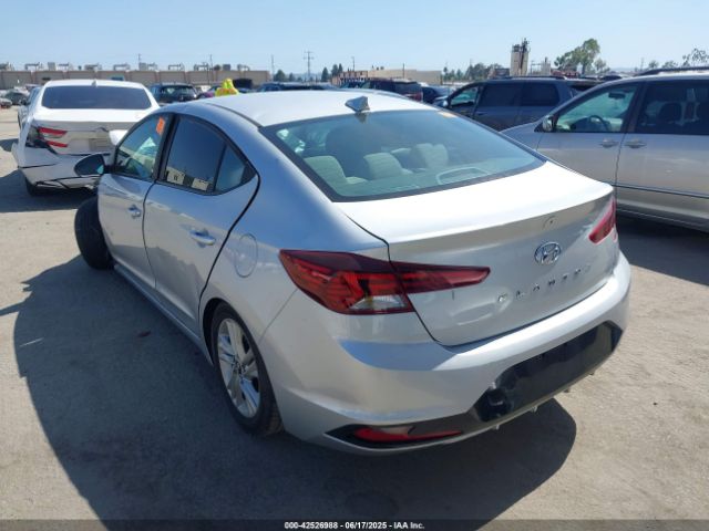 2019 HYUNDAI ELANTRA KMHD84LF6KU731170 Photo 2