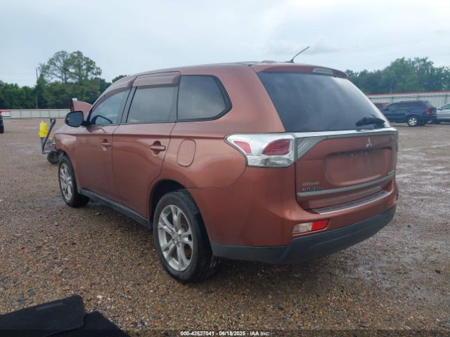 2014 MITSUBISHI OUTLANDER JA4AD3A33EZ004740 Photo 2