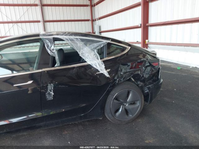 2019 TESLA MODEL 3 5YJ3E1EB0KF414737 Photo 5