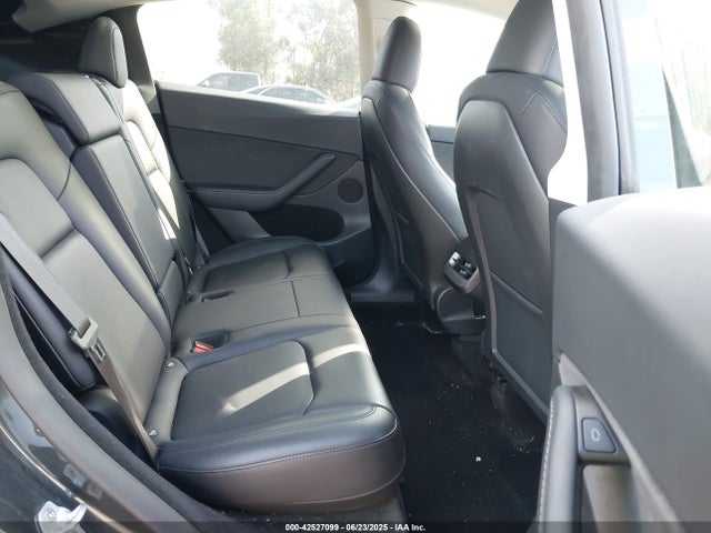 2024 TESLA MODEL Y 7SAYGDEEXRF061352 Photo 7