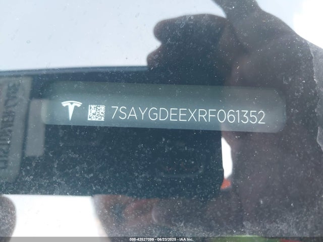 2024 TESLA MODEL Y 7SAYGDEEXRF061352 Photo 8