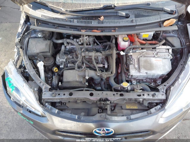 JTDKDTB33F1583432 Toyota 1nz-fxe+1lm