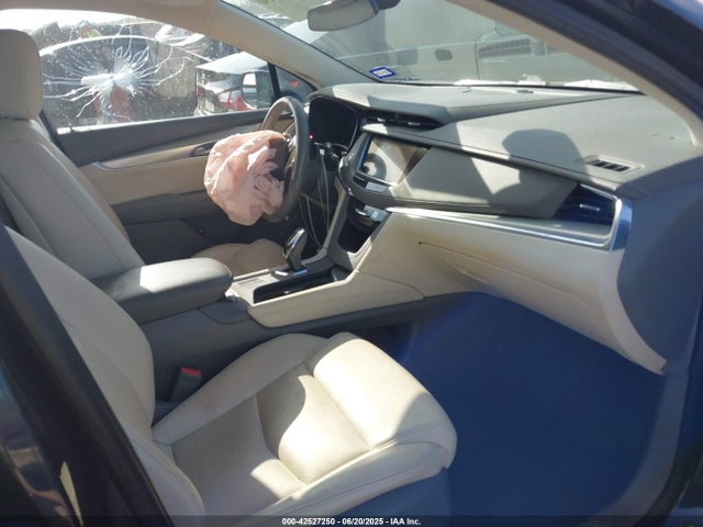 2019 CADILLAC XT5 1GYKNCRS8KZ101277 Photo 4