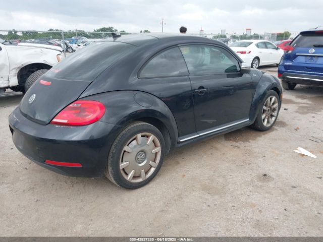 2013 VOLKSWAGEN BEETLE 3VWJP7AT2DM676791 Photo 3