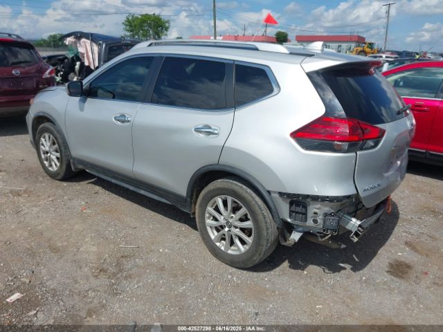 2017 NISSAN ROGUE JN8AT2MT1HW399994 Photo 2
