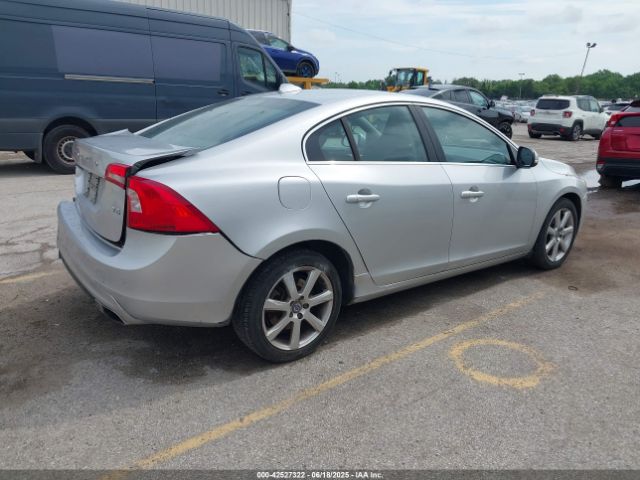 2016 VOLVO S60 YV126MFK8G2406947 Photo 3