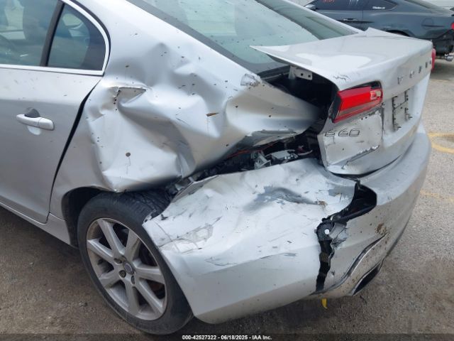 2016 VOLVO S60 YV126MFK8G2406947 Photo 5
