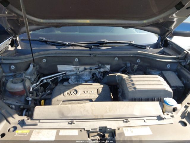 1V2AP2CA2JC599675 Volkswagen 2.0 tsi