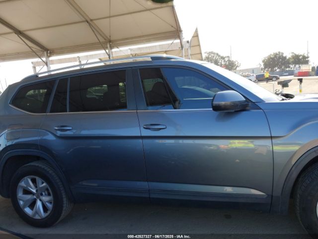 1V2AP2CA2JC599675 Volkswagen 2.0 tsi