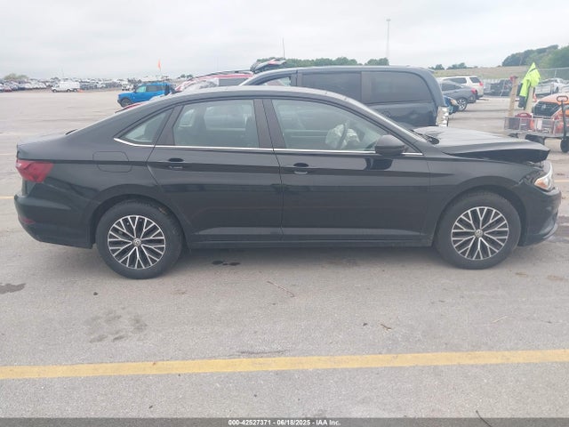 3VWC57BU5MM008733 Volkswagen tsi