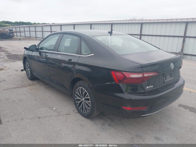 3VWC57BU5MM008733 Volkswagen tsi
