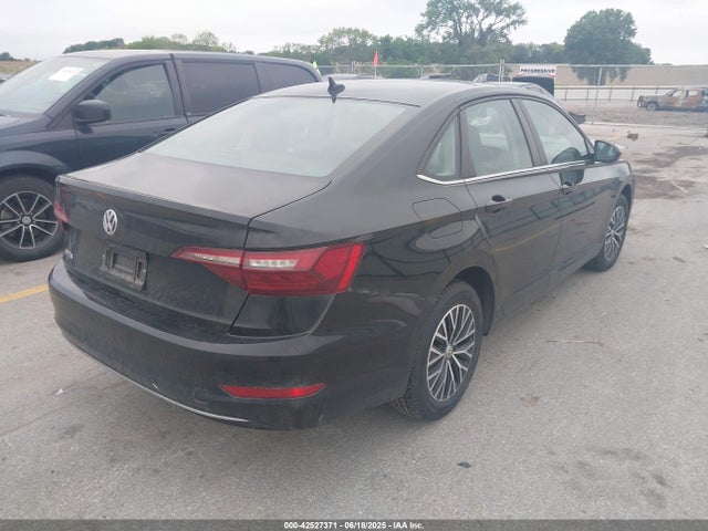 3VWC57BU5MM008733 Volkswagen tsi