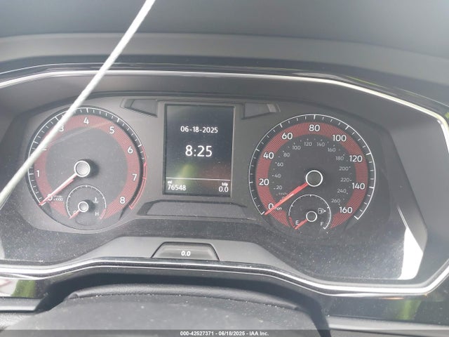 3VWC57BU5MM008733 Volkswagen tsi
