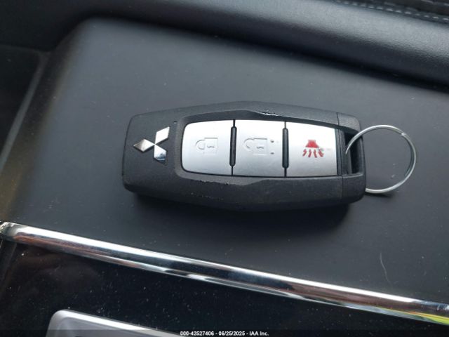 2024 MITSUBISHI OUTLANDER JA4J4UA83RZ055713 Photo 10