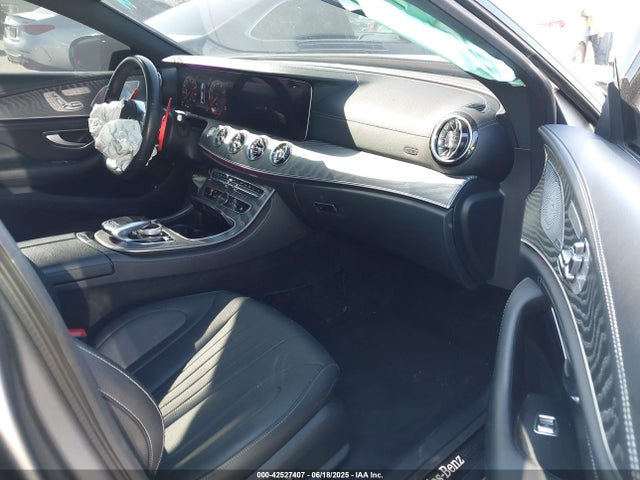 W1K2J5JB1LA077161 Mercedes-Benz m256