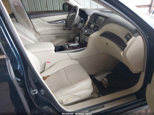 JN1BY1AP5FM542167 Infiniti Q70