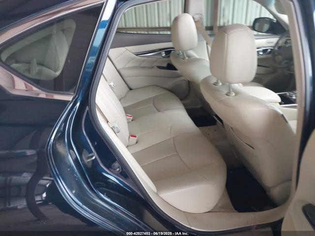 JN1BY1AP5FM542167 Infiniti Q70