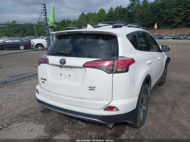 2017 TOYOTA RAV4 JTMRFREV7HD199244 Photo 3