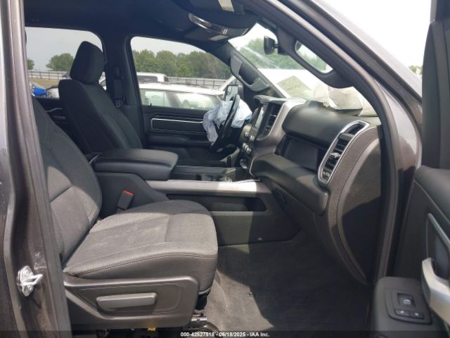 2020 RAM 1500 1C6SRFFT2LN103468 Photo 4