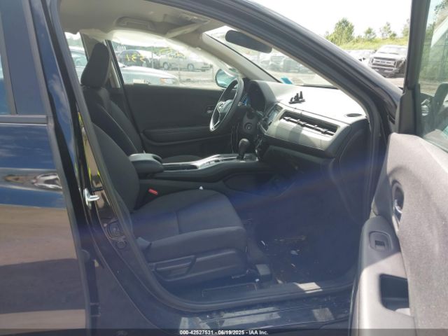 2022 HONDA HR-V 3CZRU6H3XNM769861 Photo 4