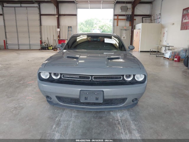 Dodge Challenger Sxt 2018 2C3CDZAGXJH334488 Image 12