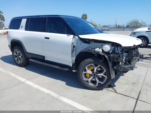 2023 RIVIAN R1S 7PDSGABA8PN020129