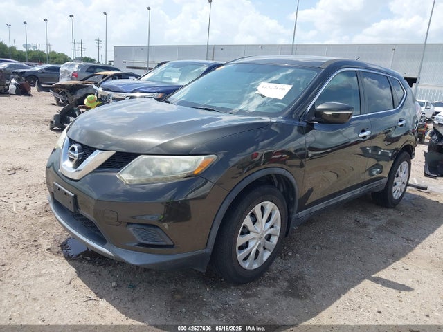 42527606 :رقم المزاد ، 5N1AT2ML6FC793884 vin ، 2015 Nissan Rogue S مزاد بيع